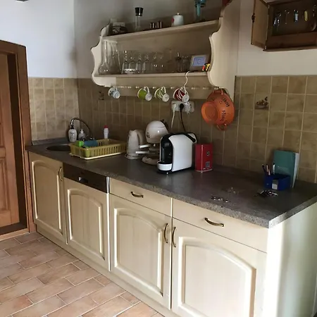 Kőkapu Apartman *